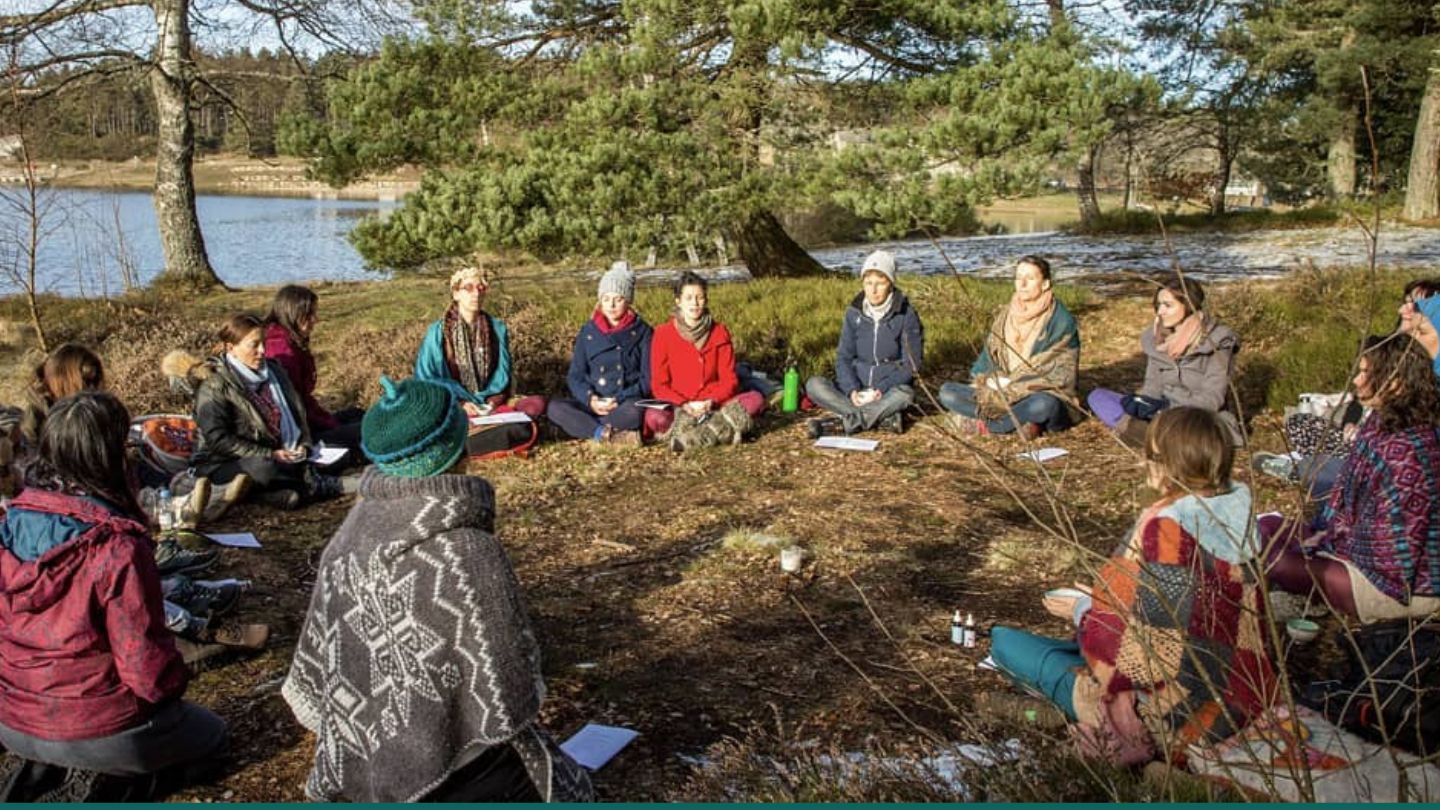 retraite spirituelle. Stage médecine de la rose. Féminin sacré.Eveil de conscience retraite spirituelle. Stage médecine de la rose. Féminin sacré.Eveil de conscience